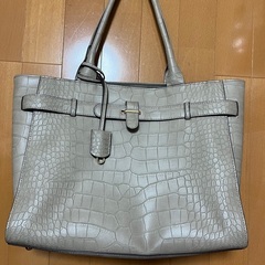 女性用通勤バッグ