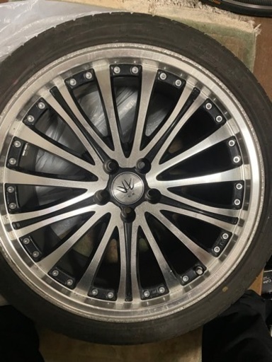 タイヤ、ホイール 215/40/18