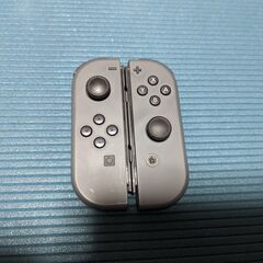 Nintendo Switch グレー 新モデル の画像