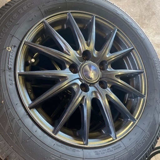 215/60R16 スタッドレスタイヤ TOYO SUV用4本ホイールセット  2020年製