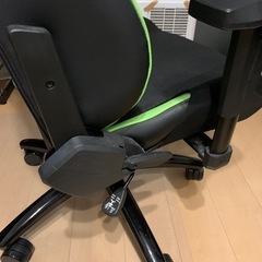 AirBuggy COCOBREAKET EXフロムバース アースグレー【R4年12月14日まで】ゲーミングチェア　AKRACING 緑　nitro v2