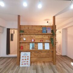 事務処理、店舗、内装工事の現場管理、月給25万＋α【住居も斡旋】