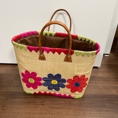 たっぷり入る、かわいいバッグ