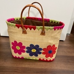 たっぷり入る、かわいいバッグの画像