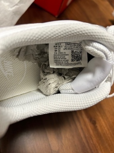 NIKE スニーカー　23㎝