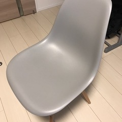 【決まりました】イス（アイリスオーヤマのイームズチェア風、グレー）
