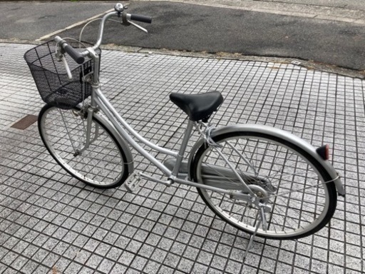 26インチ自転車】変速なし 前タイヤ、鍵新品❗️スペアキーあり 若林 