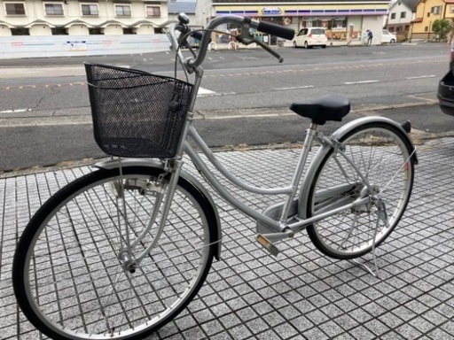 【26インチ自転車】変速なし　前タイヤ、鍵新品❗️スペアキーあり　若林自転車　浜大津　SALE中❗️