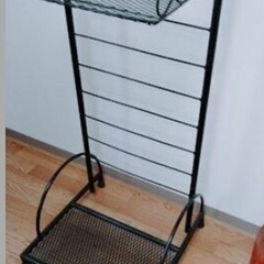 オシャレな飾り棚の画像