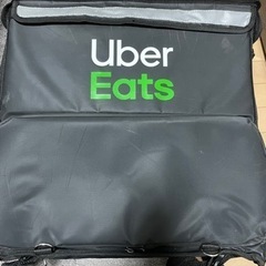 Uber eatsロゴ入り配達用バッグ