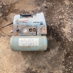 日立 コンプレッサー  動画あり軽量 小型