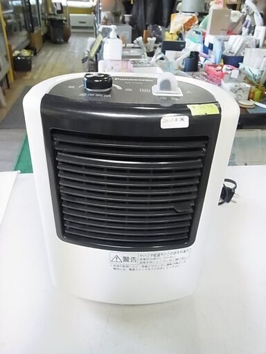 セール中につき、通常特価3,278円より20％引きの2,622円!　Panasonic　パナソニック　ファンヒーター　ポッカレット　DS-F702　電気ストーブ　暖房器具　２０１２年製