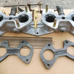 SOLEX ソレックスキャブレターのインマニ トヨタ2TG用の