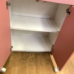【リサイクルストアスターズ城西店】収納棚 収納家具 棚 家具 ピンク 白色の画像