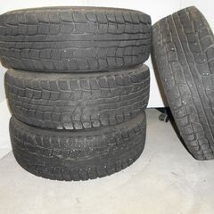 【室内保管】ダンロップ スタッドレス 205/70R15 + 社外アルミホイール付きの画像
