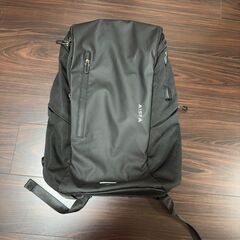 大容量 30Lバックパック 17インチPC 多ポケット 防水