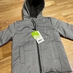 値下げしました。新品 クロックス アウター 110cm 子供服 ...