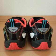 スニーカー　瞬足　黒✕オレンジ　17cm　の画像