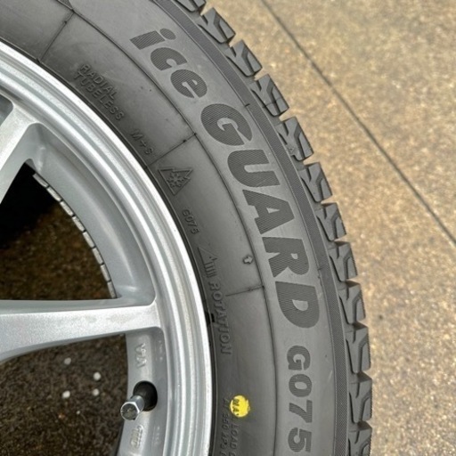 YOKOHAMAスタッドレスタイヤ4本セット