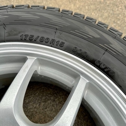 YOKOHAMAスタッドレスタイヤ4本セット