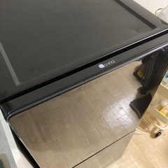 ユーイング　110L 2ドア　冷凍冷蔵庫　12/21まで