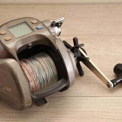 Daiwa TANACOM BULL-S 600Wダイワ タナコンブルS 電動リール (P1525awraY)