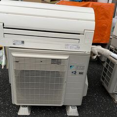 ダイキン ルームエアコン 2015年 8畳 単相100v うるる...