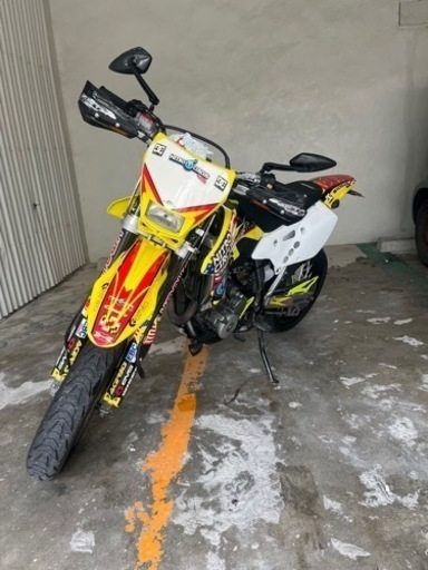 スズキ DRZ-400SM