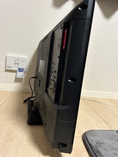 テレビ　Panasonic 32型