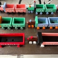 手作り　多肉植物プランター　汽車の画像
