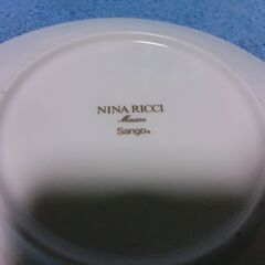 ◆2点Nina Ricci（ニナリッチ）花、楕円皿、綺麗、◆定型文不可⭐お手数おかけします、プロフィール必読ですの画像