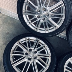 冬タイヤ 225/45R17 PCD114アルミ付スタッドレス 4本組の画像