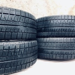 冬タイヤ 225/45R17 PCD114アルミ付スタッドレス 4本組の画像