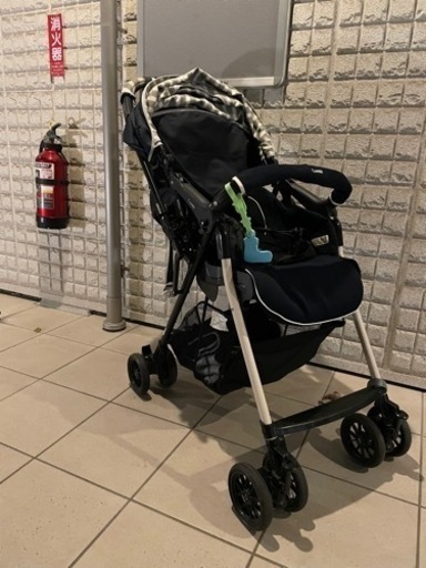 Combi ベビーカー