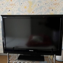 東芝　TOSHIBA　REGZA　液晶テレビ　32V(インチ)