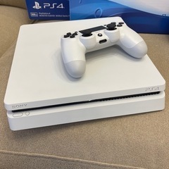 PlayStation®4 一式＋モンスターハンターワールドソフト 限定外箱！の画像