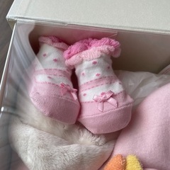新品ミキハウスお祝いセット女児の画像