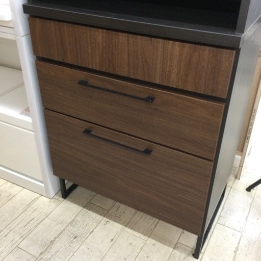 【✨オシャレデザイン❗️アイアン❗️ブラウン❗️リビング OK❗️✨】定価¥20,620 2面食器棚 