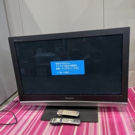 テレビ37インチ　稼働品　リモコンあり