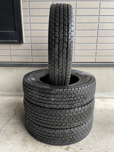 受け渡し者決まりました145/80R12LTバリ山スタッドレス4本セット