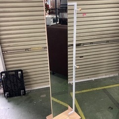 ● ハンガー付きスタンドミラー、ハンガーラック、スタンドミラー