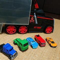 【取引者決定しました】ミニカー収納☆トラック型ケースの画像