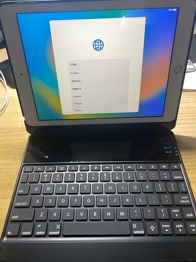 ipad os 16.1.1  第６世代　ワイヤレス　キーボード付