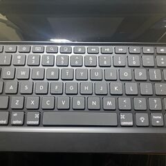 ipad os 16.1.1  第６世代　ワイヤレス　キーボード付の画像