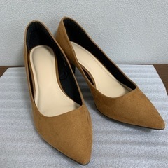 パンプス　ブラウン　23センチ