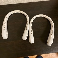 中古ネッククーラー2台 USB充電式 KYOKA 新和商事 中国製の画像