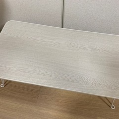 折りたたみテーブル