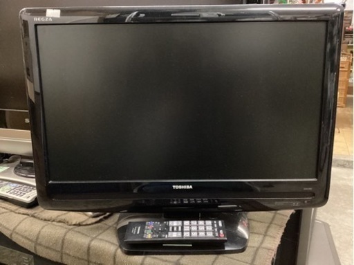 万代店　液晶テレビ　22インチ　2008年製　REGZA