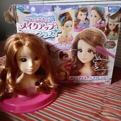 おもちゃ女の子