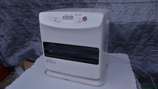 ●グリーンウッド　石油ファンヒーター　GFK-S32YN-1